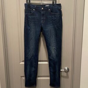 Uniqlo Skinny Fit Miracle Air Jeans Size 35 Dark Wash 35x32
